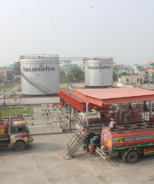 इन्धनमा कर ५०% कटौती: निगमलाई राहत, उपभोक्तालाई तत्काल सस्तो हुने सम्भावना न्यून
