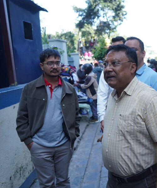 पत्रकार किशोर श्रेष्ठलाई घरबाटै साइबर ब्युरो लगियो, हिमेश पन्तसँग छलफल गराउने तयारी